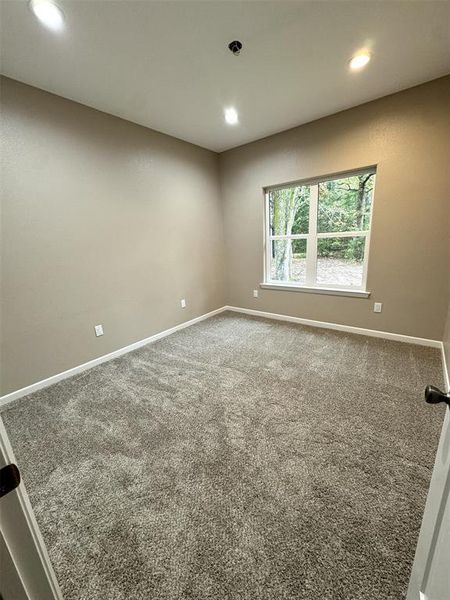 Spacious, unfurnished interior of a new home in , Powderly (Image 10).