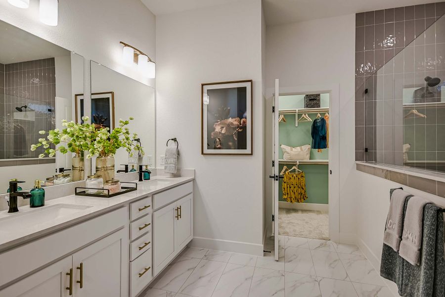 The Carnegie - Owner's Bath