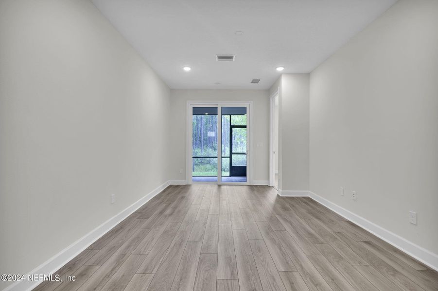 Spacious, unfurnished interior of a new home in , Ponte Vedra (Image 13).