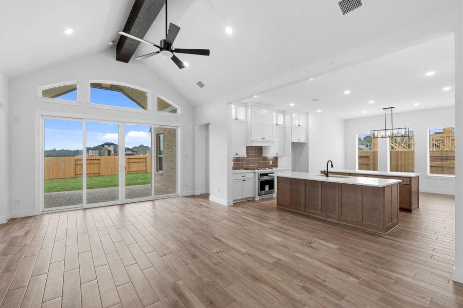 Spacious, unfurnished interior of a new home in Briarley, Montgomery (Image 19).