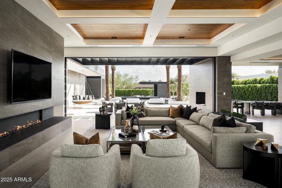 6911 E Jackrabbit Rd PV TopPics-12