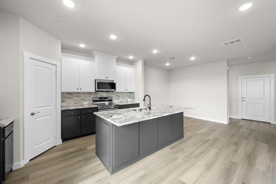 4615 Haws Trail_ 2571_Ivy- Kitchen-2