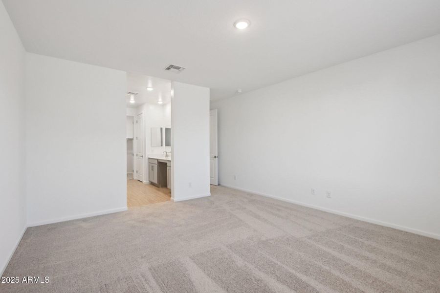 29-web-or-mls-W Brown St-S2708-029