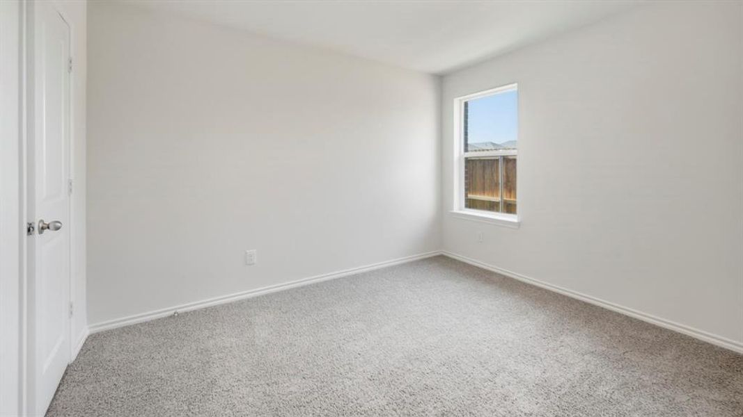 Spacious, unfurnished interior of a new home in Forestbrook Estates, Paris (Image 12).