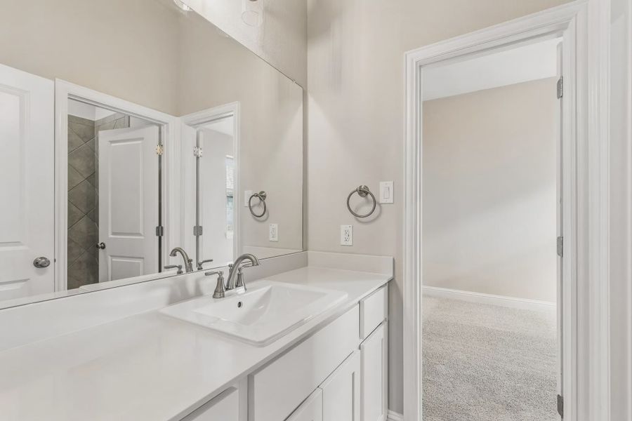 Furnished interior view inside a new home in Las Lomas, Forney (Image 5).