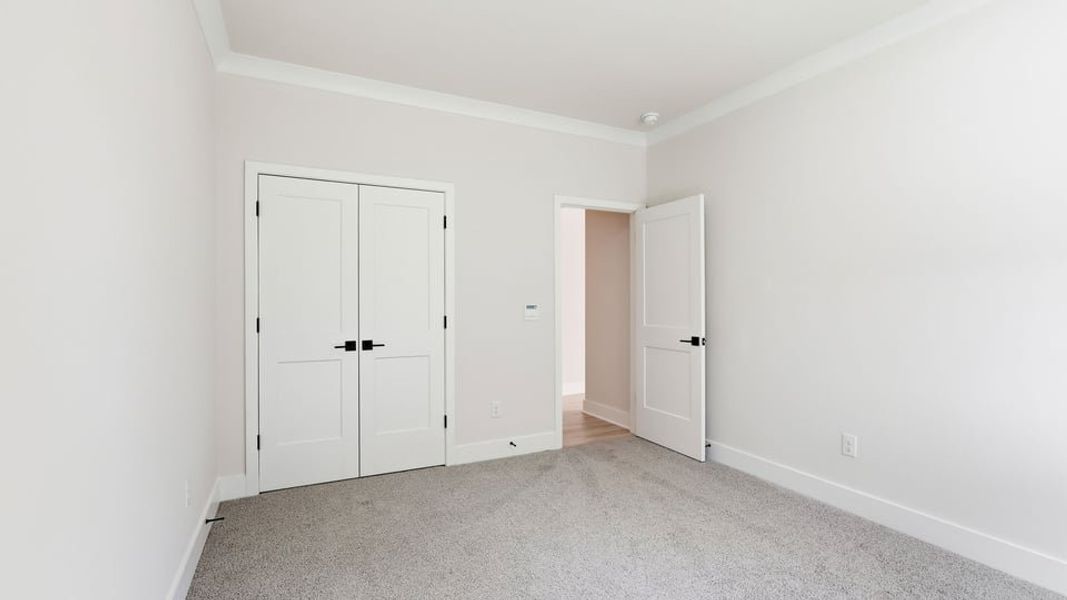 Spacious, unfurnished interior of a new home in Seven Oaks, Greenwood (Image 25).