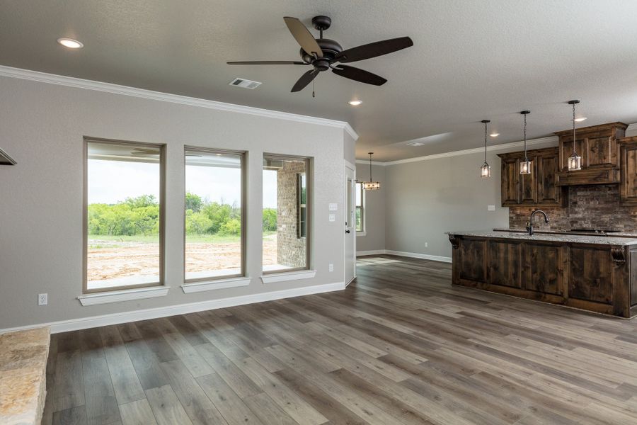 Representative unfurnished interior of a home built from the The Sydney by Doug Parr Custom Homes in Honeysuckle Ranch, Paradise (Image 19).