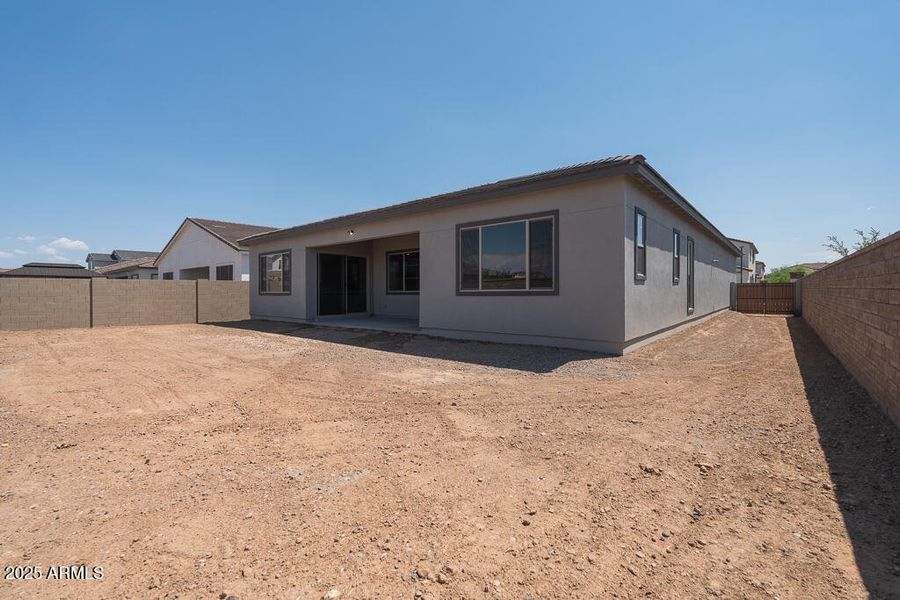 Tri Pointe Waterston Central 458 - Backy Tri Pointe Waterston Central 458 - Backy