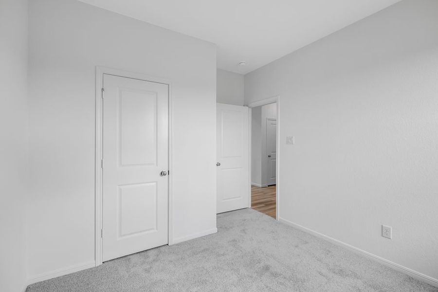 Spacious, unfurnished interior of a new home in Brookewater 45s, Rosenberg (Image 21).