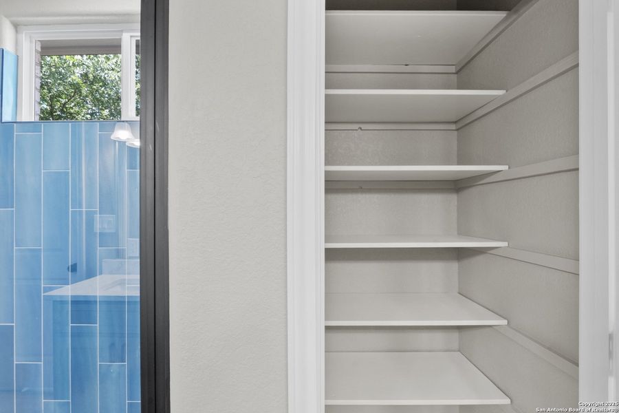 Spacious, unfurnished interior of a new home in , Uvalde (Image 22). Spacious, unfurnished interior of a new home in , Uvalde (Image 22).