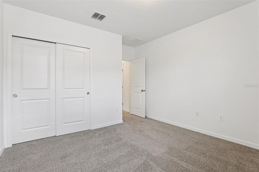 Spacious, unfurnished interior of a new home in Hamilton Bluff - Signature Series, Lake Hamilton (Image 43).