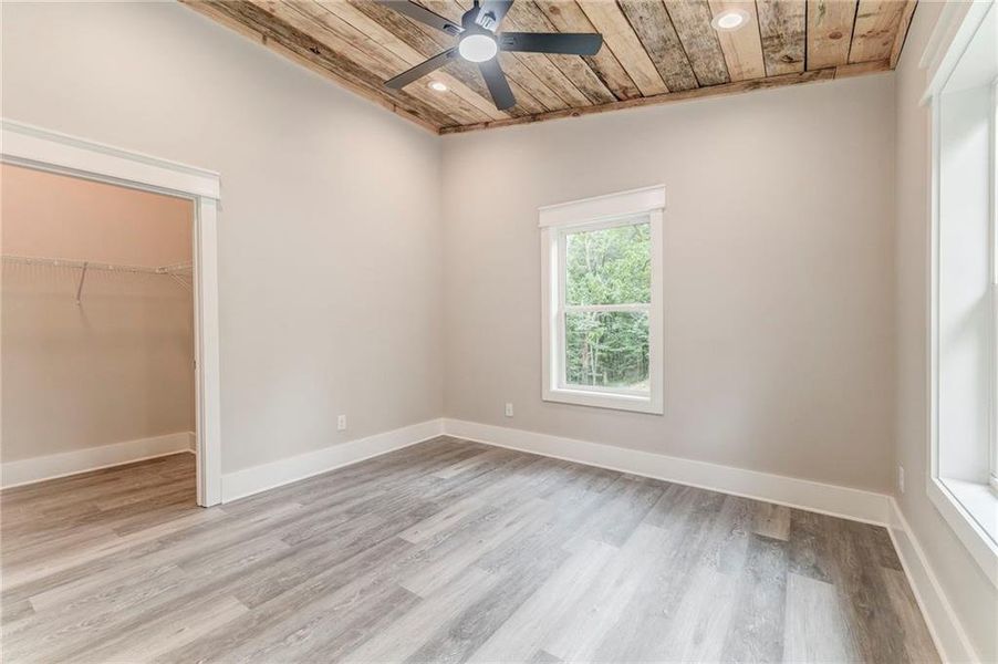 Spacious, unfurnished interior of a new home in , Ranger (Image 53).