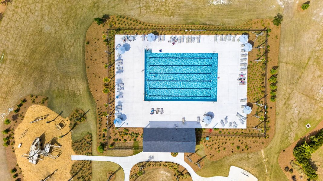 Community amenities in Lindera Preserve at Cane Bay Plantation, Summerville (Image 48).