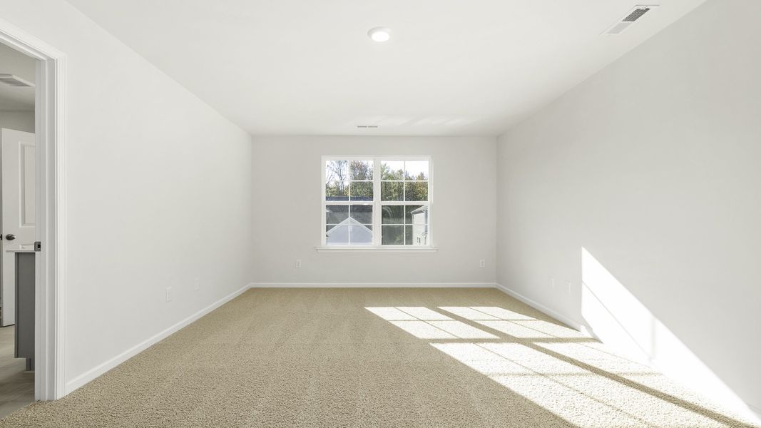 Spacious, unfurnished interior of a new home in Cambridge Park, Mebane (Image 13). Spacious, unfurnished interior of a new home in Cambridge Park, Mebane (Image 13).
