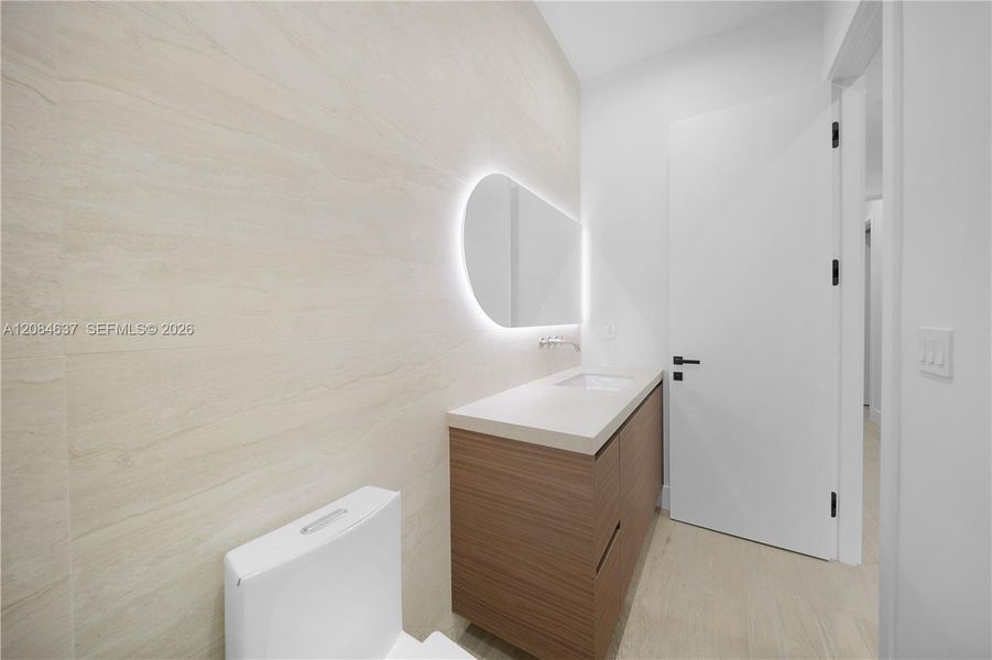 Furnished interior view inside a new home in , Fort Lauderdale (Image 31).