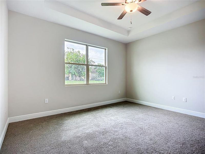 Spacious, unfurnished interior of a new home in , North Port (Image 20).