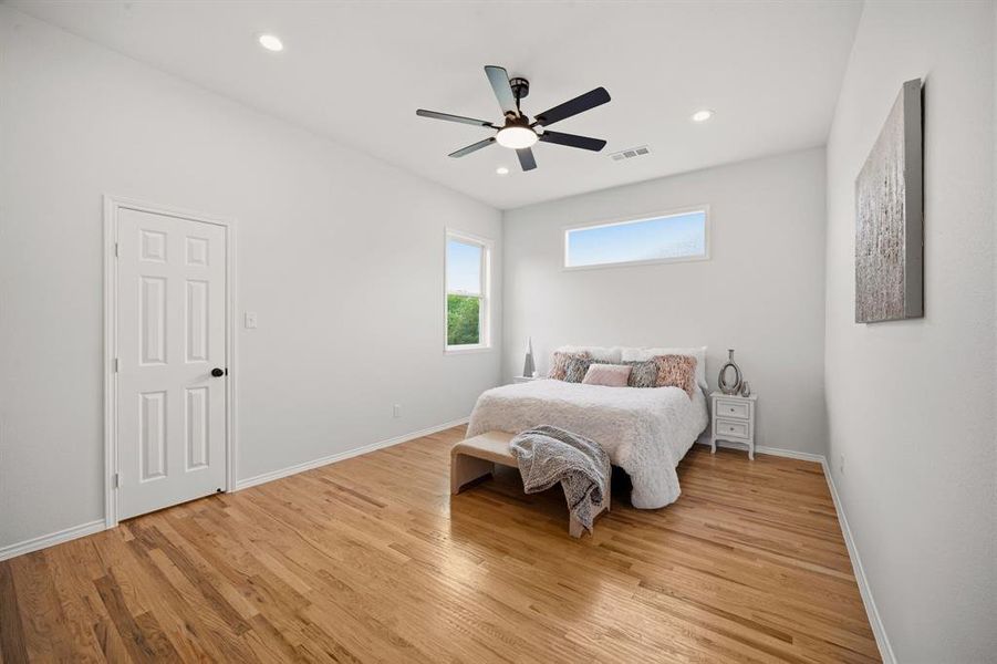 Upstairs Bedroom 2 Upstairs Bedroom 2