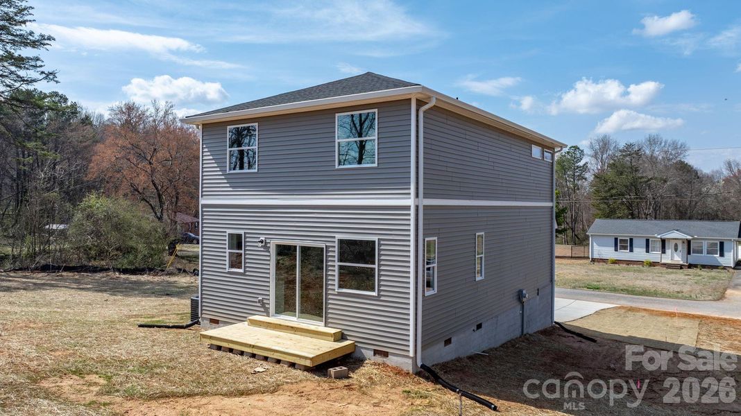 Exterior details and patio area of a home in , Catawba (Image 29).