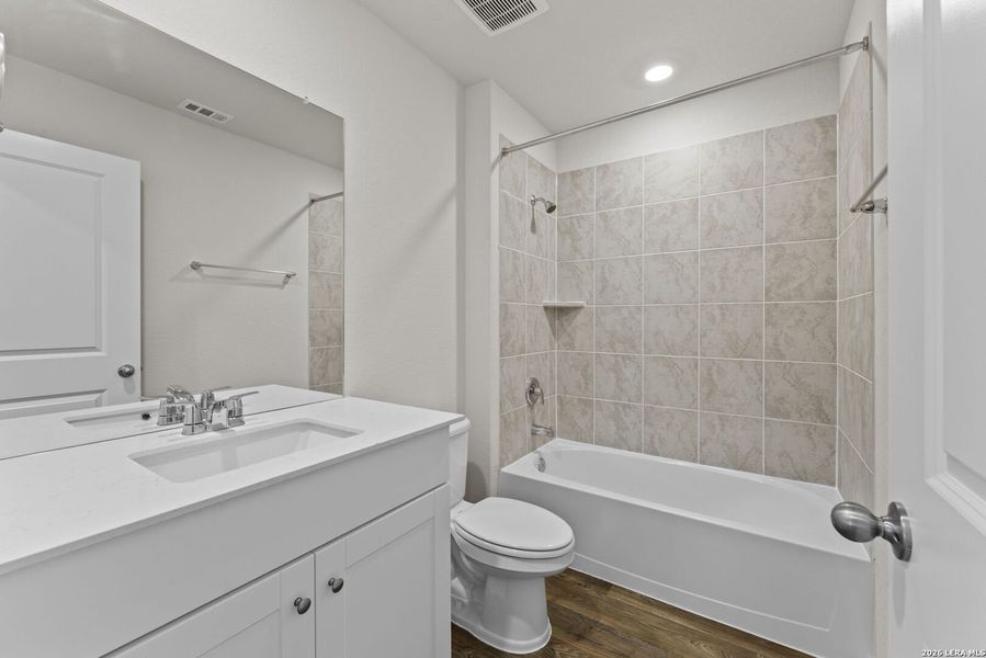 Furnished interior view inside a new home in Laurel Vistas, San Antonio (Image 7).