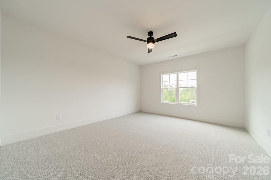 Spacious, unfurnished interior of a new home in , Davidson (Image 29).