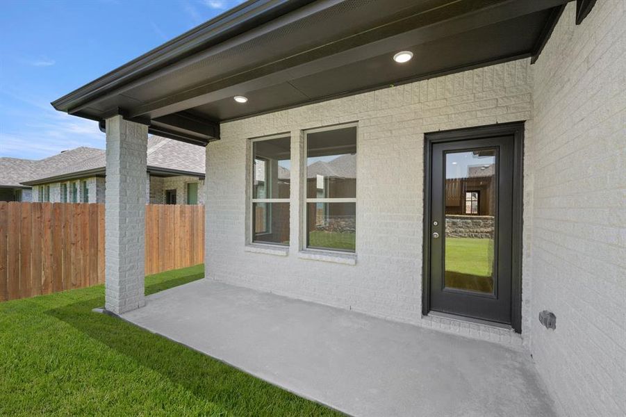 1321 Rothland- Back-3