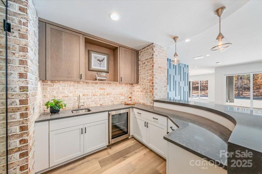 Lower Level Wet Bar