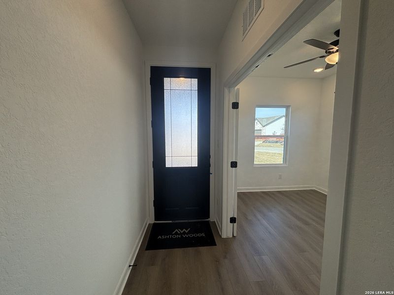 Spacious, unfurnished interior of a new home in The Summit at Saddlebrook Ranch 55's, Schertz (Image 35).