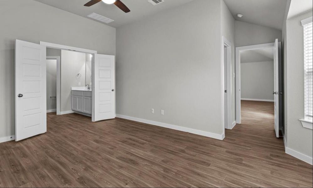 Spacious, unfurnished interior of a new home in Miller's Pond, Rosenberg (Image 9). Spacious, unfurnished interior of a new home in Miller's Pond, Rosenberg (Image 9).