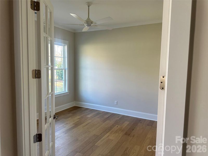 Spacious, unfurnished interior of a new home in , Salisbury (Image 24).