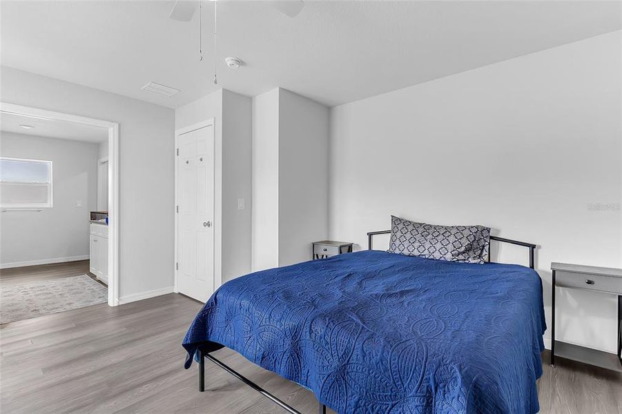 Furnished interior view inside a new home in , Sebring (Image 13).