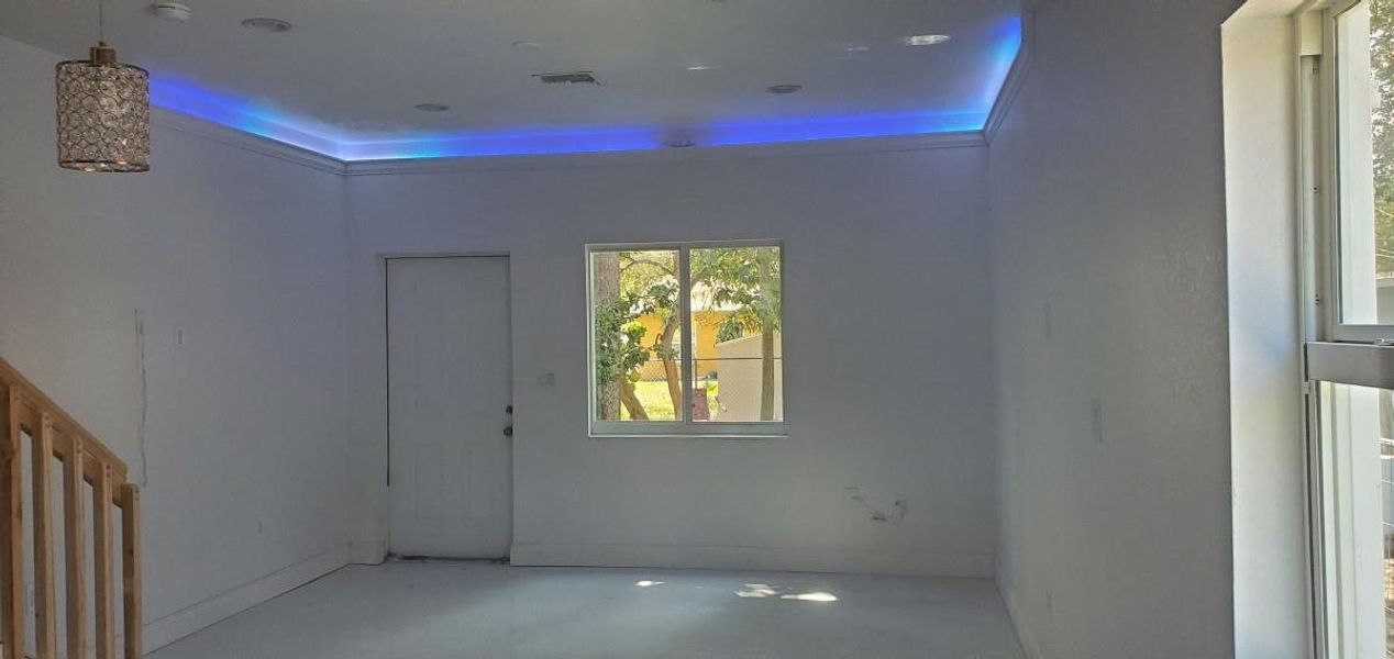 Spacious, unfurnished interior of a new home in , Fort Lauderdale (Image 8). Spacious, unfurnished interior of a new home in , Fort Lauderdale (Image 8).