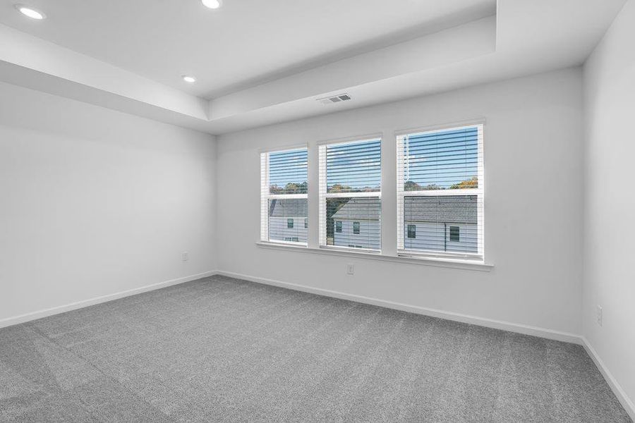 Spacious, unfurnished interior of a new home in Rosewood Farm, Lawrenceville (Image 22).