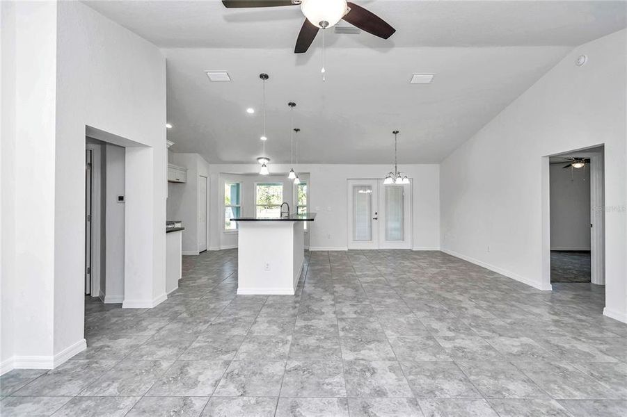 Spacious, unfurnished interior of a new home in , Summerfield (Image 15).