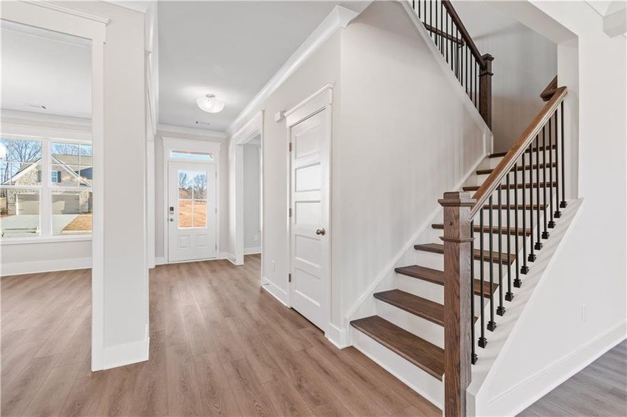 Spacious, unfurnished interior of a new home in Rosewood Lake Estates, Hoschton (Image 33).