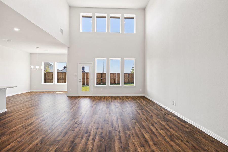 Spacious, unfurnished interior of a new home in Elevon, Lavon (Image 22).