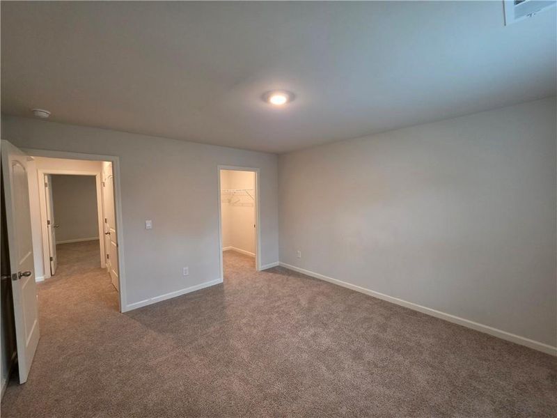 Spacious, unfurnished interior of a new home in , Villa Rica (Image 25).