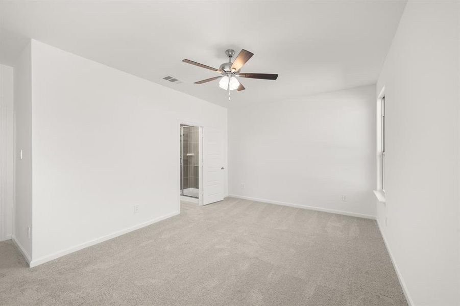 Spacious, unfurnished interior of a new home in Palmilla Springs, Fort Worth (Image 17).