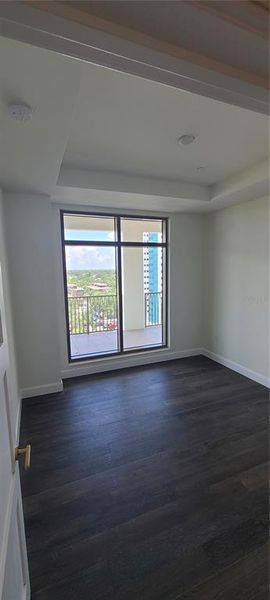 Spacious, unfurnished interior of a new home in , St. Petersburg (Image 18). Spacious, unfurnished interior of a new home in , St. Petersburg (Image 18).