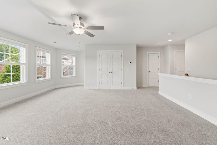 42-web-or-mls-DSC00538 42-web-or-mls-DSC00538