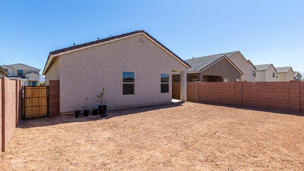 Exterior details and patio area of a home in Hanson Ridge, Vail (Image 2).