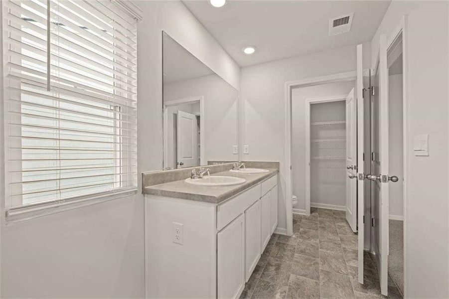 Furnished interior view inside a new home in Poplar Preserve, Newnan (Image 13).