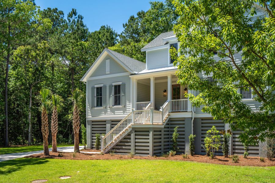 Front exterior of a new home in Charleston Proper, Charleston, SC, highlighting curb appeal (Image 6). Front exterior of a new home in Charleston Proper, Charleston, SC, highlighting curb appeal (Image 6).