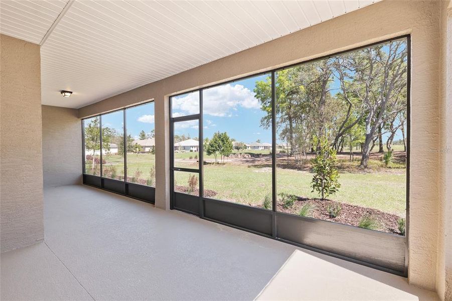 Exterior details and patio area of a home in , Ocala (Image 33).