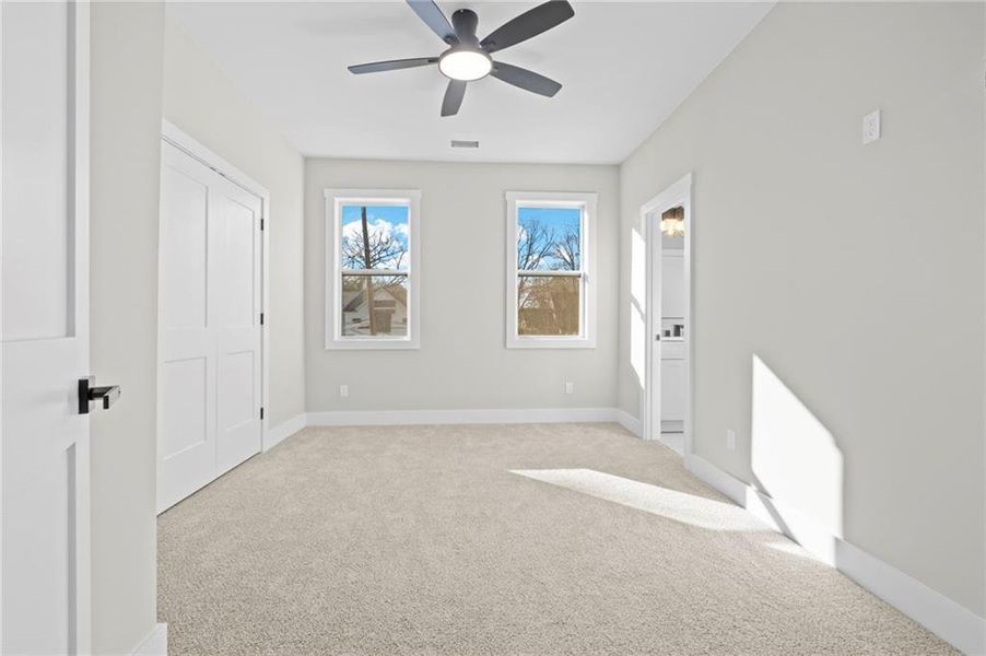 Spacious, unfurnished interior of a new home in , Scottdale (Image 25).