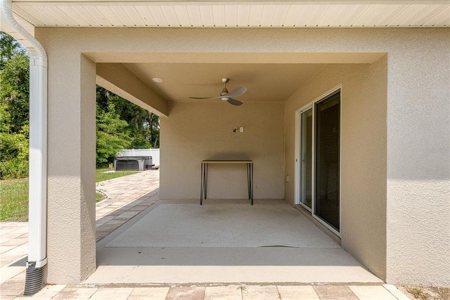 Exterior details and patio area of a home in , Ocala (Image 4). Exterior details and patio area of a home in , Ocala (Image 4).