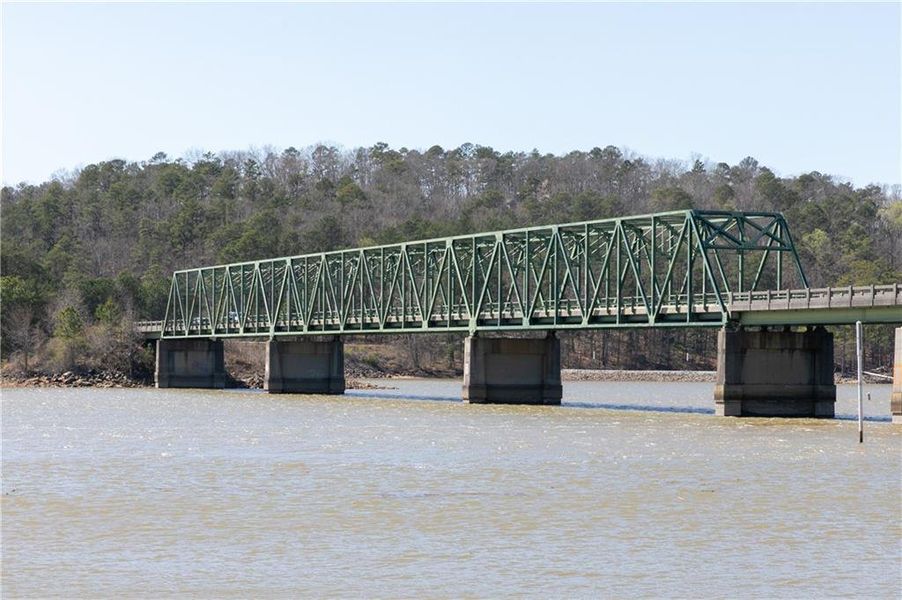 Spacious, unfurnished interior of a new home in Kingsley, Acworth (Image 18).