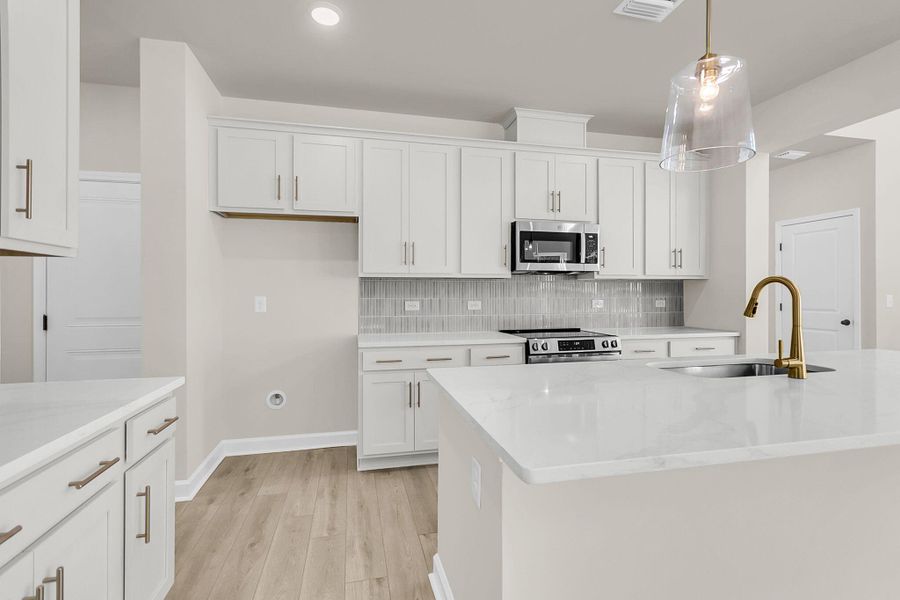 Furnished interior view inside a new home in , Ravenel (Image 6).
