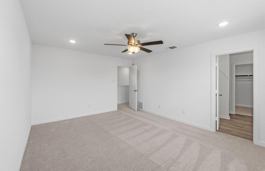 Spacious, unfurnished interior of a new home in Sonterra, Jarrell (Image 21). Spacious, unfurnished interior of a new home in Sonterra, Jarrell (Image 21).