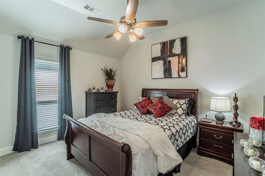 Furnished interior view inside a new home in Bridgewater 60', Midlothian (Image 26).