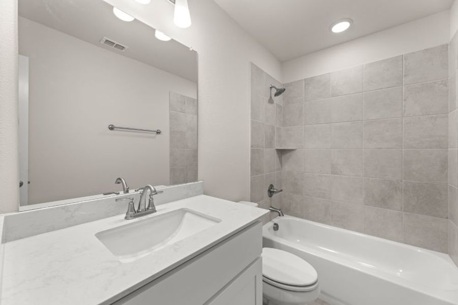 Furnished interior view inside a new home in Creekside, Royse City (Image 20).